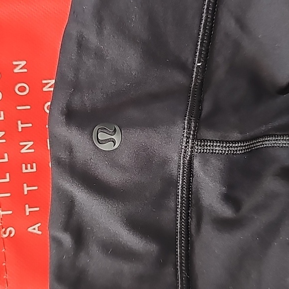 * NWT LULULEMON Inspire Tight Heathered Black/Black SIZE 4 - Picture 4 of 4